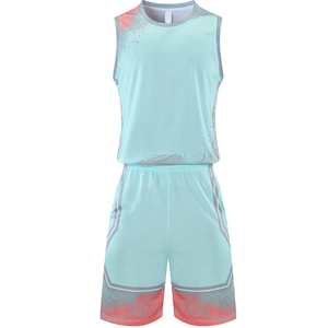 Uniforme de basket-ball léger créé avec une construction en maille respirante gestion de l'humidité et des coutures durables pour le confort - Product Image 2