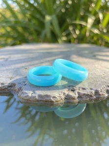 Resin Acrylic Rings Round Shape Handcrafted Love Ring Women Party Jewelry Wholesale Supply for Best Price - Product Image 5