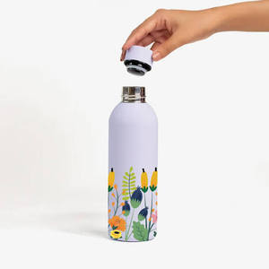 Botella de Agua de Acero Inoxidable Hecha a Mano con Tapa, Acabado de Mesa Personalizable y Ecológico para Uso en el Hogar y la Oficina - Product Image 5