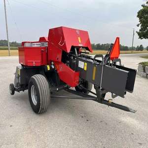 Massey Ferguson 1842S Petite presse à balles carrée pour la récolte de céréales, de maïs, de blé, de riz, d'arachides et de pommes de terre avec composant moteur principal - Product Image 1