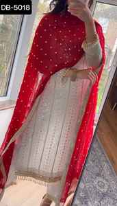 Nuevo Diseño de Traje Salwar Kameez de Alta Calidad para Mujer, con Bordado de Lentejuelas en Tela Faux Georgette, Listo para Usar en el Trabajo o Bodas - Product Image 2