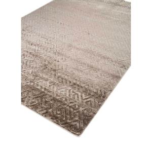 พรมไหมไผ่ถักมือสีเบจและสีน้ำตาลลายเรขาคณิตรูปสี่เหลี่ยมผืนผ้าสำหรับห้องนั่งเล่น หนา 10 มม. รุ่น AIBS-3039 - Product Image 2