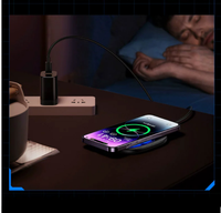 Pengisi daya nirkabel magnet transparan harga termurah pabrik pengisian daya Cepat 15W dengan lampu LED untuk earphone ponsel