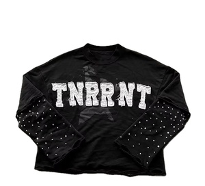 เสื้อยืดผู้ชายแบบสั่งทำพิเศษ ล้างสีแบบแอซิดวอช ผ้าฝ้าย 100% ตกแต่งด้วยงานปักลายเพชรแบบแพทช์เวิร์ค ทรงครอปบ็อกซี่สองชั้น - Product Image 1