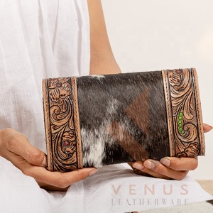 Style occidental fait à la main pour femmes peau de vache en cuir véritable Long portefeuille haut de gamme usiné sculpture conception doublure en Nylon couverture fermeture - Product Image 3
