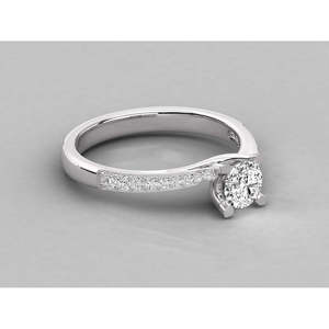 Bague en or 9 carats pour femme, sertie d'un diamant de laboratoire taille brillant, style solitaire - Product Image 1