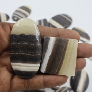 หินควอตซ์ทรงเหลี่ยมอัญมณีทรงวงรีทรงหลวมสำหรับสร้อยคอแคลไซต์คาโบชองจากธรรมชาติขายส่ง - Product Image 2