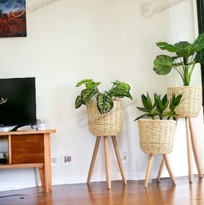 Jardinière en gros décorative tissée à la main au design unique Lot de 3 paniers en osier Pot avec trois pieds pour balcon Décoration intérieure - Product Image 6