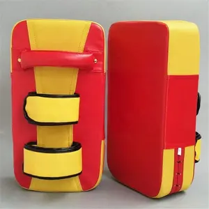 สนับแขนแบบโค้งทำจากหนังและแผ่นฝึกสังเคราะห์สำหรับมวยไทย - Product Image 6