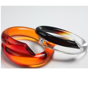 Brazalete Geométrico de Acrílico, Joyería de Moda con Resina Multicolor, Brazaletes Unisex Modernos - Product Image 2