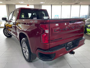 Usado 2021 Ch-evr-olet Silv-era-do 15-00 Cus-tom - Product Image 6