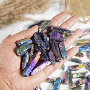 Cristaux de Quartz Aura Miniatures en Titane, Polis à la Main, Tendances Actuelles, Cristaux Naturels de Guérison, Décoration Feng Shui pour la Maison, Prix de Gros - Product Image 3