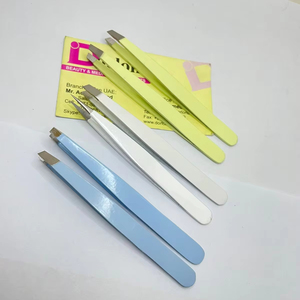 Pinzas cosméticas para cejas, pinzas para cejas con logotipo personalizado de acero inoxidable con revestimiento de Color, pinzas para cejas con punta puntiaguda inclinada - Product Image 1