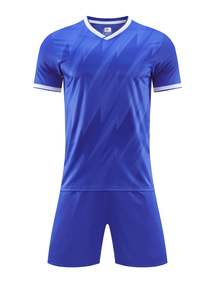 Ensemble de maillots et de shorts de football de qualité supérieure |   Uniformes de football légers pour les équipes |   Tenues de sport personnalisables - Product Image 5