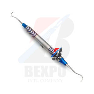 Curette 13/14 McCALL Instruments de curette universels parodontaux Outil de source d'alimentation manuelle Nettoyage et remplissage des dents - Product Image 1