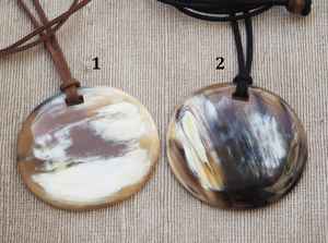 Collar con colgante de cuerno de corte láser Collar con colgante único de cuerno de búfalo natural para mujeres y niñas - Product Image 5