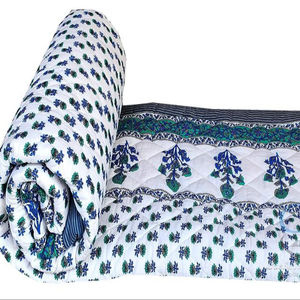 Couette légère avec une belle couleur et un design imprimé à la main Jaipur Quilt Cotton Rajai - Product Image 1