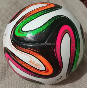 热粘合足球足球热粘合合成橡胶PU可根据客户需求提供400-440克PK
