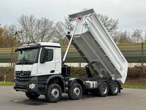Camión Volquete Diésel Mercedes Benz AROCS 4145 8x6 Usado, Transmisión Automática, Volante a la Izquierda, 31-40T, para Transporte de Construcción - Product Image 5