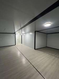 Maison conteneur extensible de 40 pieds avec toiture en métal ondulé, protection contre les fuites 32A et une surface au sol de 72 m² - Product Image 4