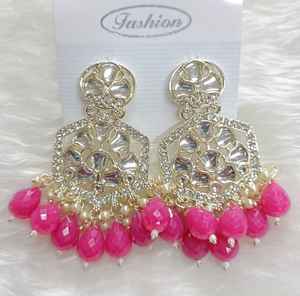 ต่างหูใส่ได้ทุกวันอย่างมีสไตล์สำหรับผู้หญิงยกระดับลุคออฟฟิศและลุคลำลองของคุณด้วยสินค้าแฟชั่นอินเดียเหล่านี้ - Product Image 5