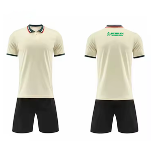 เสื้อฟุตบอลใหม่ปี 2025 แบบพิมพ์ลายด้วยความร้อน ชุดเสื้อและกางเกงฟุตบอล ปรับแต่งได้เต็มรูปแบบ ชุดฟุตบอล 100% โพลีเอสเตอร์ - Product Image 3