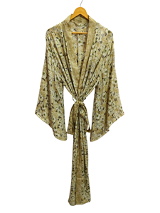 เสื้อคลุมเจ้าสาวน้ำหนักเบาชุดคลุมผ้าไหมสำหรับผู้หญิงชุดนอนเสื้อคลุมยาวพิมพ์ลายดอกไม้อินเดียชุดกิโมโนผ้าไหมส่าหรีรีไซเคิลวินเทจ - Product Image 2