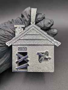 Colgante Hip Hop Iced Trap House de Moissanita, Plata de Ley 925 Bañada en Oro, Joyería Unisex para Raperos, Regalo de Diseño Único - Product Image 6