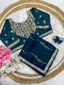 Sari de seda llamativo de moda étnica para mujer más vendido para ocasiones de boda y fiesta Premium de India - Product Image 6