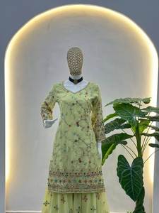 Tissu doux et lisse, belle combinaison de couleurs, style col rond, salwar kameez longueur genou avec ensemble dupatta assorti pour femmes ou filles - Product Image 3