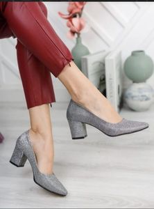Zapatos de Mujer con Purpurina Plateada, Tacón Grueso y Corto de 5 cm, Color Sherry, Tallas 36-40, Hechos en Turquía - Product Image 2