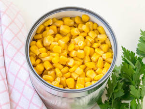 HALAL CERTIFIED CANNED SWEET CORN WHOLE KERNEL IN <b>LIGHT</b> SYRUP - Product Image 5