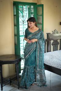 Traje de último diseñador Estilo moderno Premium Tussar Seda Saree con estampado Pallu Todo sobre bordado floral Trabajo Tasa de mayorista - Product Image 6