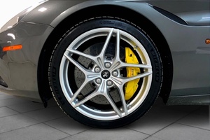 เฟอร์รารี่ แคลิฟอร์เนีย ที อาร์ดับเบิลยู ปี 2015 สภาพใช้งานน้อย - พร้อมจัดส่ง - Product Image 6