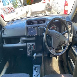 Choicest 2019 pour Probox Cargo Van à vendre Moteur turbo Traction avant Sièges en cuir Intérieur sombre Volant à gauche Grand espace de rangement Automatique - Product Image 3