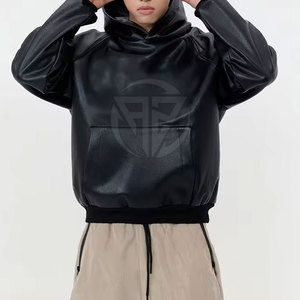 Sudadera con Capucha de Cuero para Hombre de Lujo para Invierno - Diseño Sólido, Interior Suave Ecológico y Corte Contemporáneo con Apariencia Premium - Product Image 3