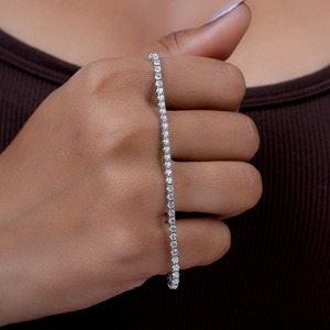 Pulsera de Tenis con Diamantes de Moissanita Incoloros de Corte Redondo de 2 mm para Regalo de Aniversario en Plata 925, Joyería con Incrustaciones a Bajo Precio - Product Image 4