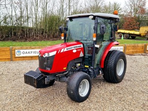 Tractor Compacto 4x4 MF 1747 de 47 HP |   Motor Diésel |   Agricultura y Paisajismo - Product Image 3