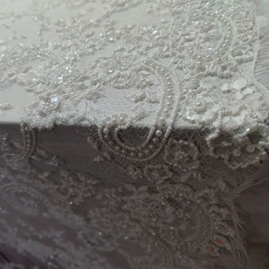 Tissu en dentelle brodée de perles et de paillettes pour robe de mariée, tissu en organza, robe de mariée, vente chaude, mode, acceptation des designs personnalisés - Product Image 1