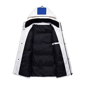 Chaqueta acolchada a prueba de viento informal de verano al por mayor para hombres y mujeres, hecha a medida en Pakistán con cuello con capucha y tela de lona - Product Image 2