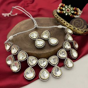 Ensemble de collier à la mode en diamant royal avec boucles d'oreilles pour mariage, fiançailles, cadeau d'anniversaire à la mode pour les femmes - Product Image 5