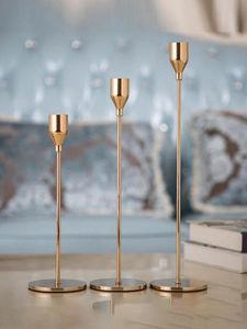 Bougeoir en métal fabriqué à la main pour salon moderne décoration de fête de table ambiance et célébrations à thème rustique - Product Image 6