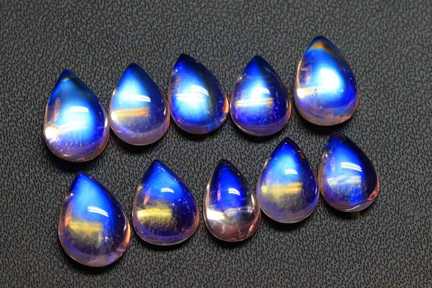 เหมือนกับภาพ