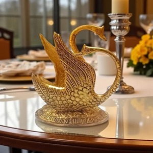 Porte-serviettes vintage en forme de cygne doré, support à mouchoirs en métal oxydé pour table à manger et décoration de la maison - Product Image 6