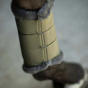 Bottes de brossage pour chevaux de haute qualité avec absorption des chocs et protection complète du tendon conçues et fabriquées - Product Image 3