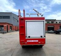 Nouveau mini camion de pompiers électrique à deux portes avec une capacité de réservoir de 1700 L pour la station de pompiers de la communauté du village
