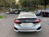 Voitures d'occasion de qualité Honda Clarity Plug-In Hybrid 4 portes berline à vendre à prix réduit, transmission automatique
