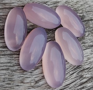 AAA + Calidad Natural Lavanda Calcedonia Cabujón Piedras preciosas Forma ovalada suelta Venta al por mayor Disponibilidad - Product Image 5