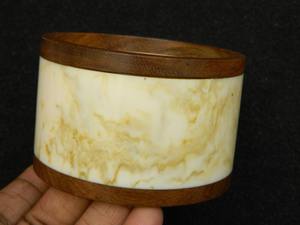 Bracelets en résine élégants dans des conceptions audacieuses et subtiles | | Offres en gros disponibles | | Bijoux de femmes de préfet pour la fête, les événements et les occasions - Product Image 2