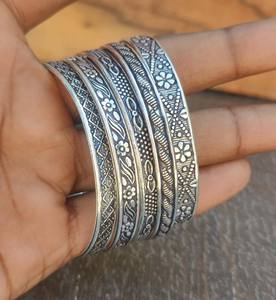 925กำไลบาฮามาสแบบย้อนยุค5ชุดสำหรับผู้หญิงเครื่องประดับแฟชั่นขายส่ง - Product Image 4